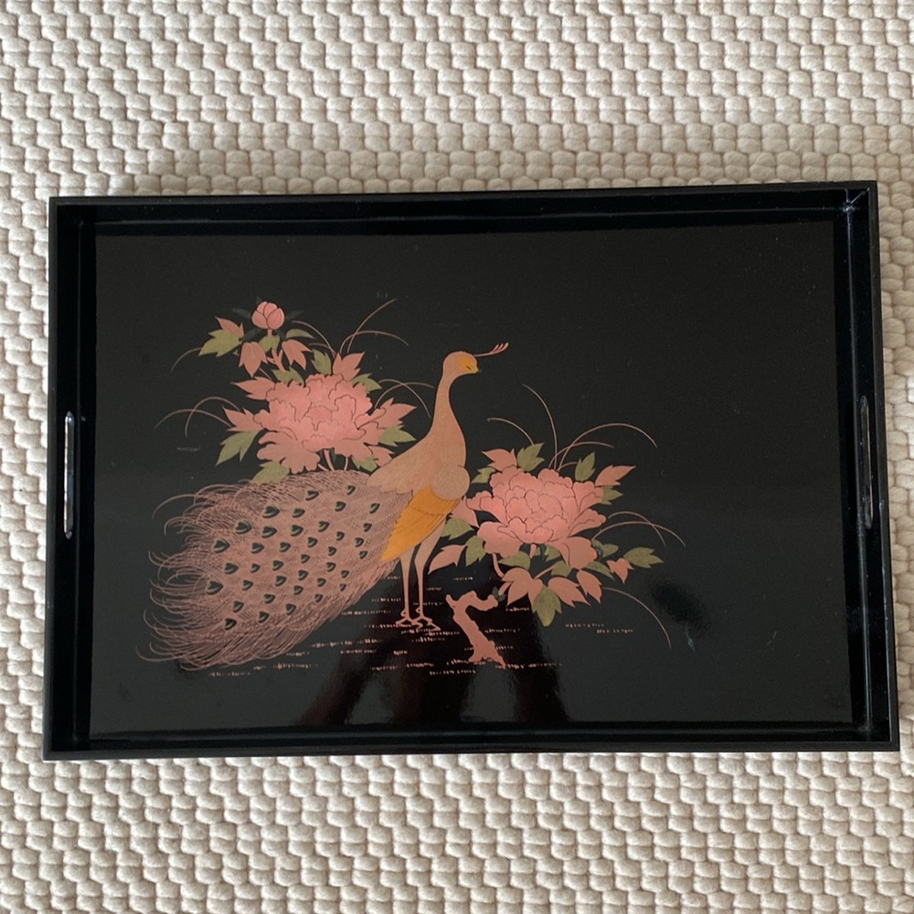 Vintage Japanese Black Laquer Tray with a Peacock (NOTE THE PHOTOS HAVE A GLARE)